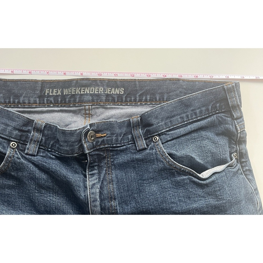 Duluth Trading Men's Size 40x30 Flex Weekender Jeans Medium Wash 99% Cotton - Picture 9 of 10